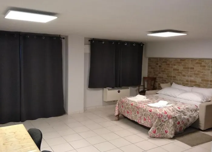 Monolocale Via Leopardi